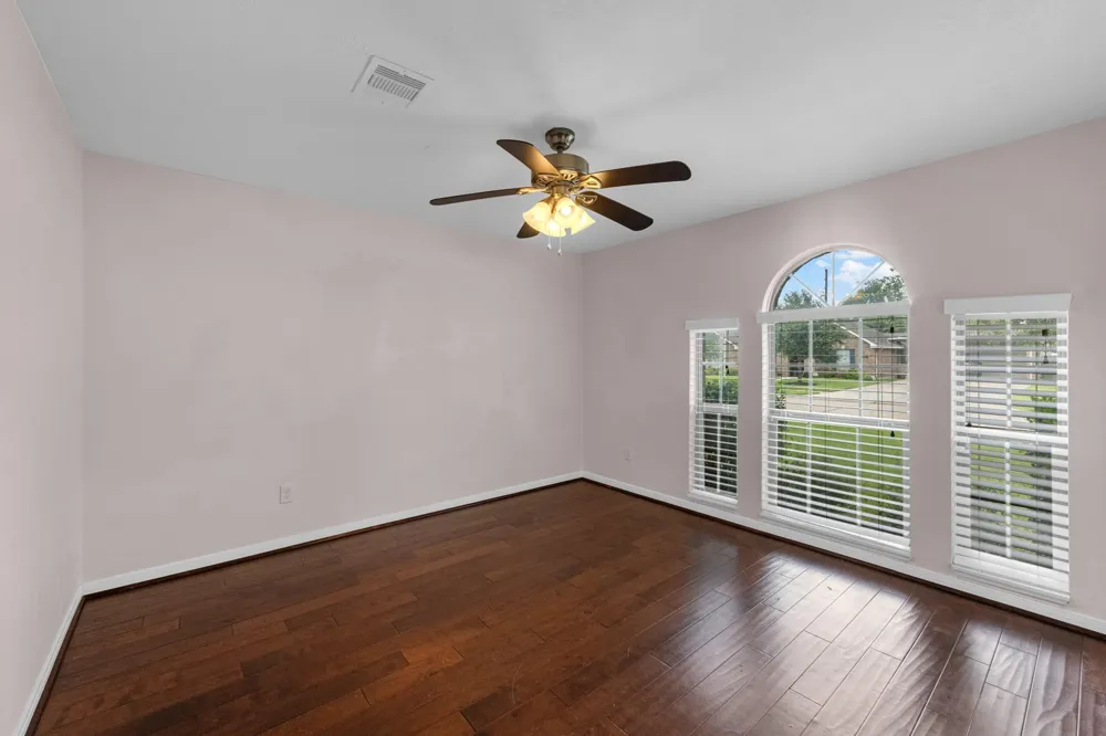 6606 Granbury Road Manvel, TX 77578