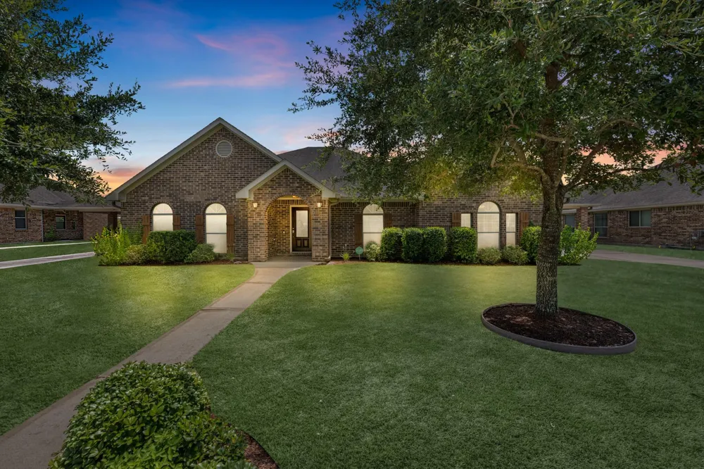 6606 Granbury Road Manvel, TX 77578