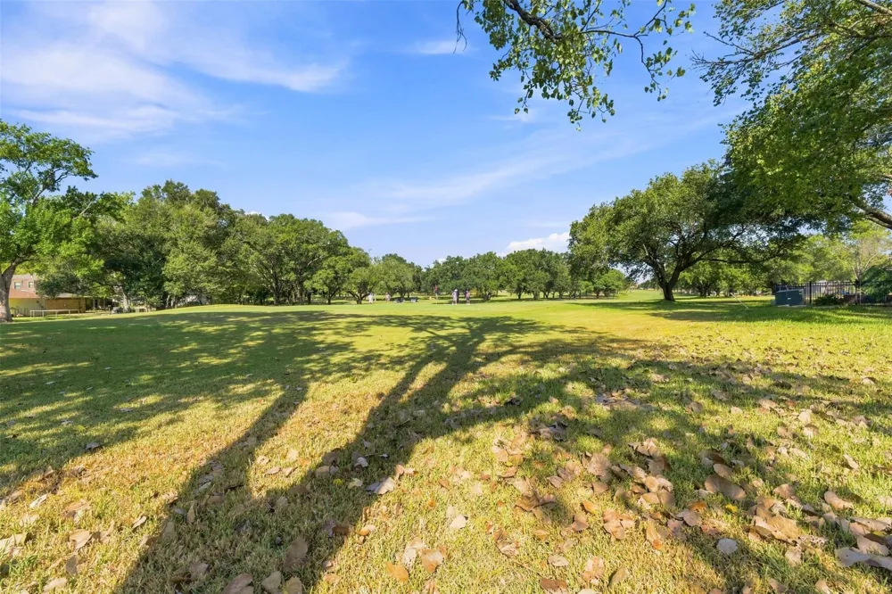 2705 Arbor Drive Bryan, TX 77802