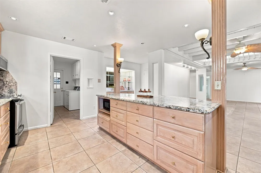 2705 Arbor Drive Bryan, TX 77802