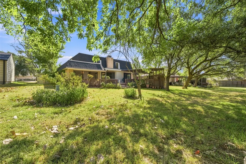 2705 Arbor Drive Bryan, TX 77802