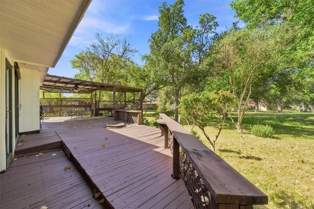 2705 Arbor Drive Bryan, TX 77802