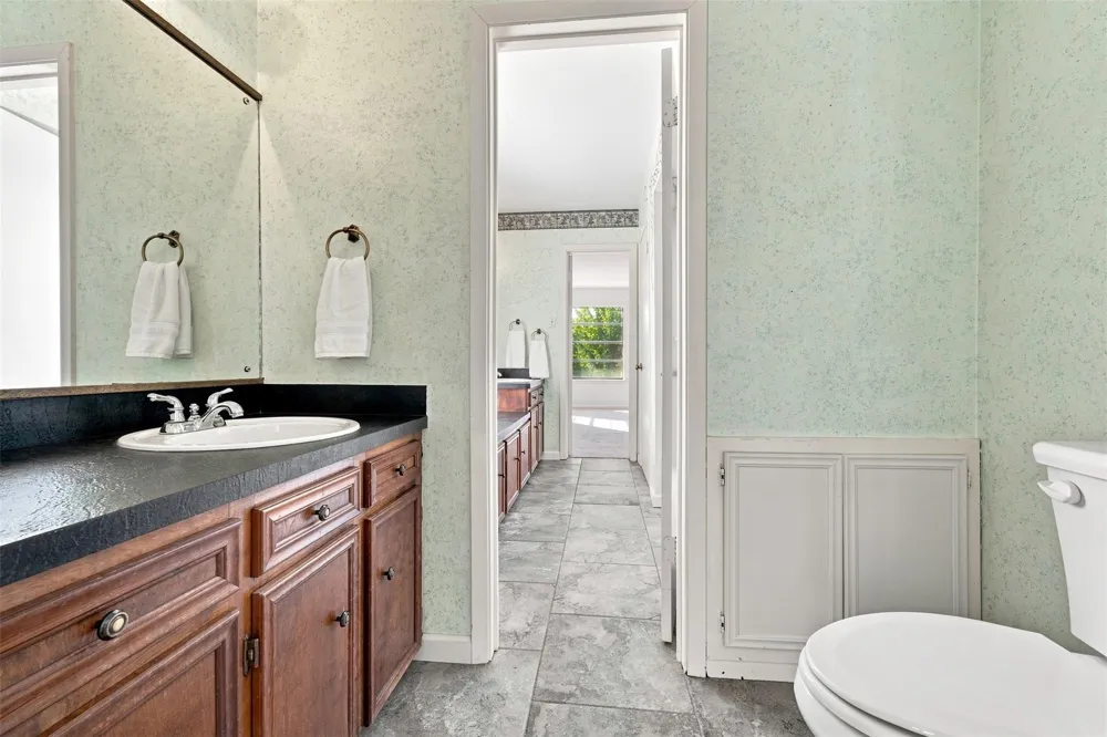 2705 Arbor Drive Bryan, TX 77802