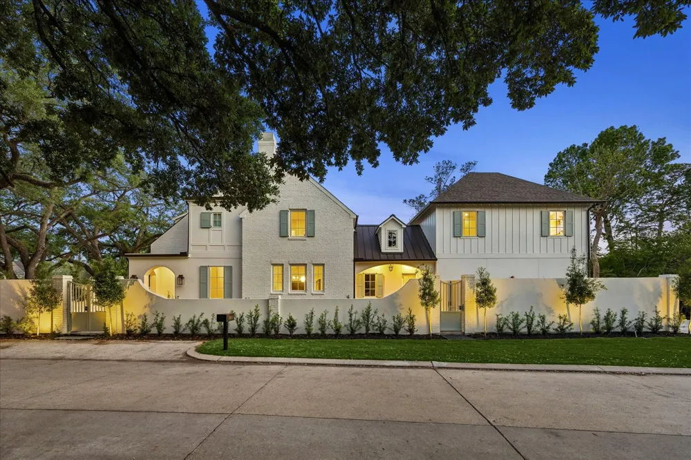 10801 Long Shadow Lane Hunters Creek Village, TX 77024