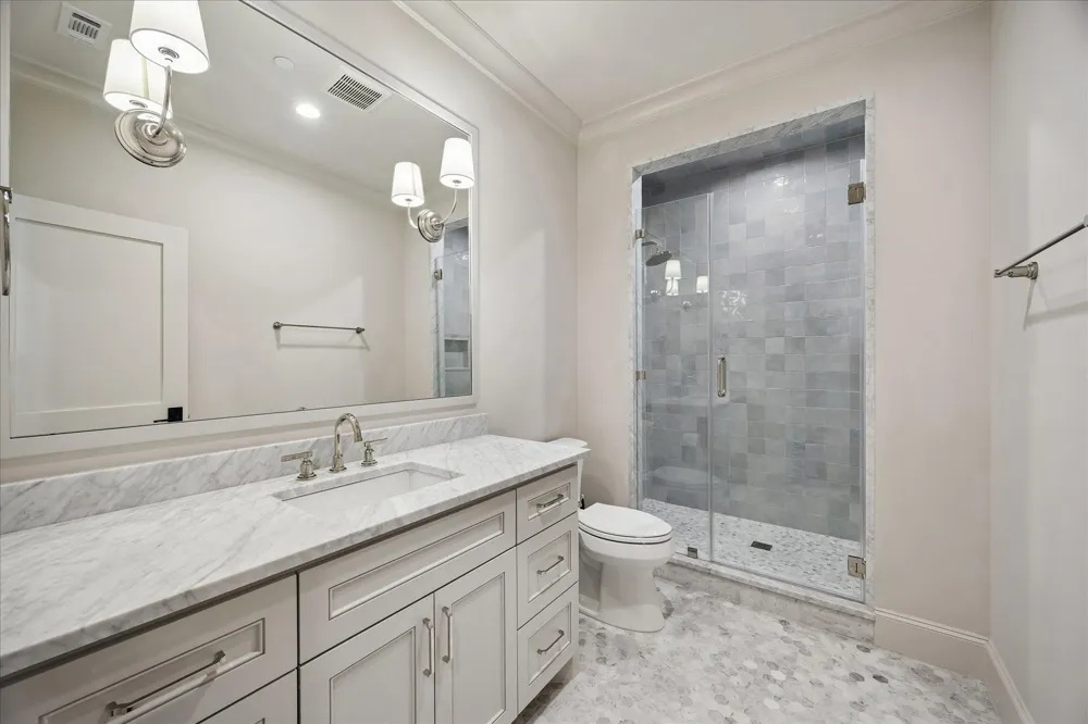 10801 Long Shadow Lane Hunters Creek Village, TX 77024