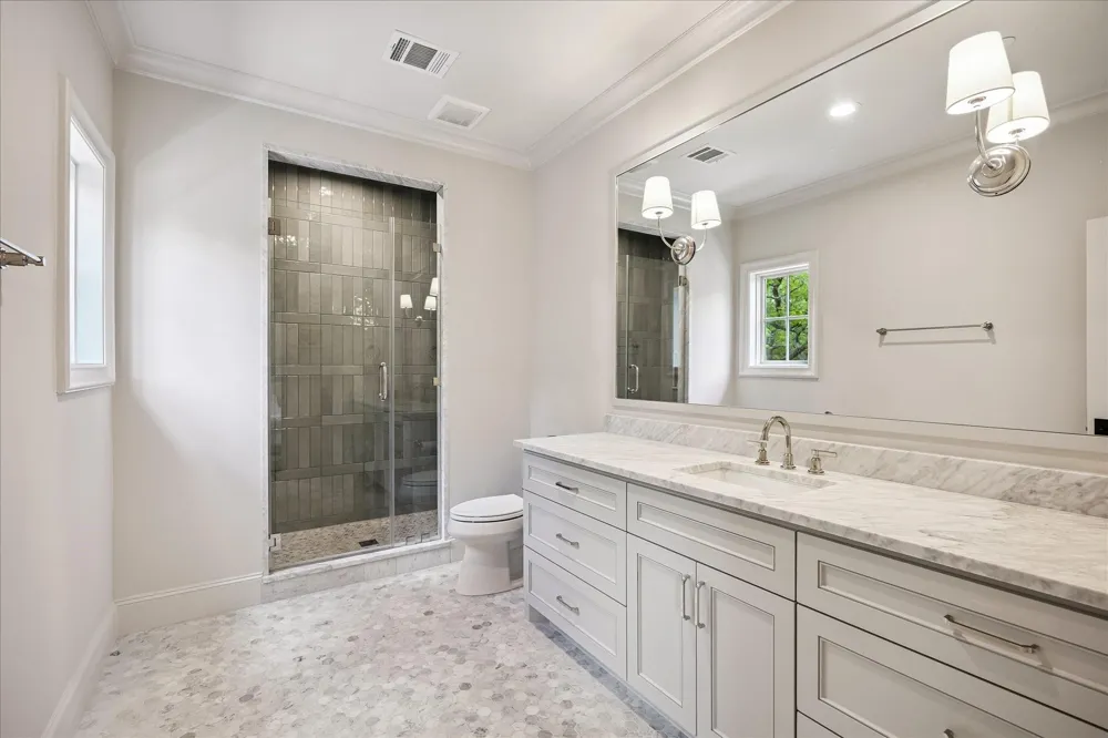10801 Long Shadow Lane Hunters Creek Village, TX 77024