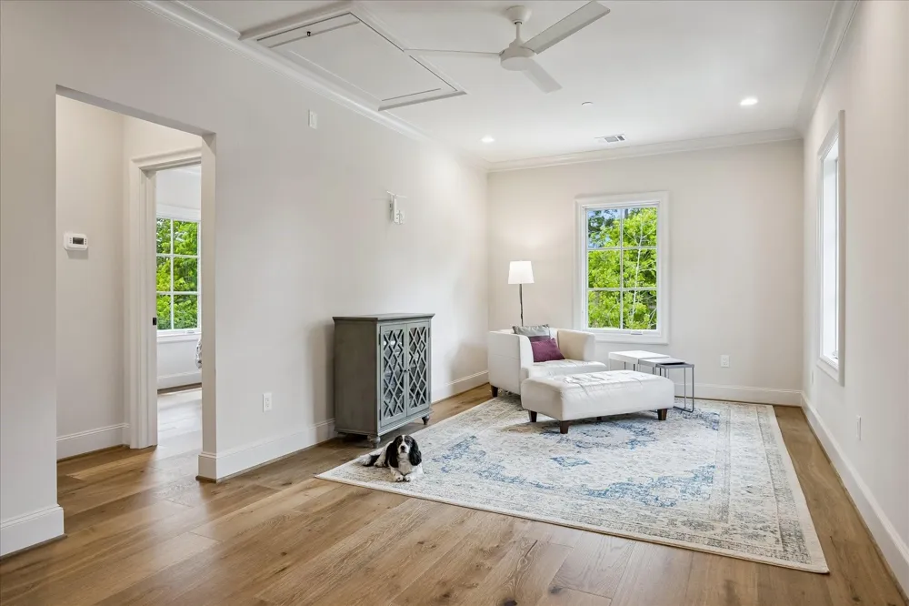 10801 Long Shadow Lane Hunters Creek Village, TX 77024