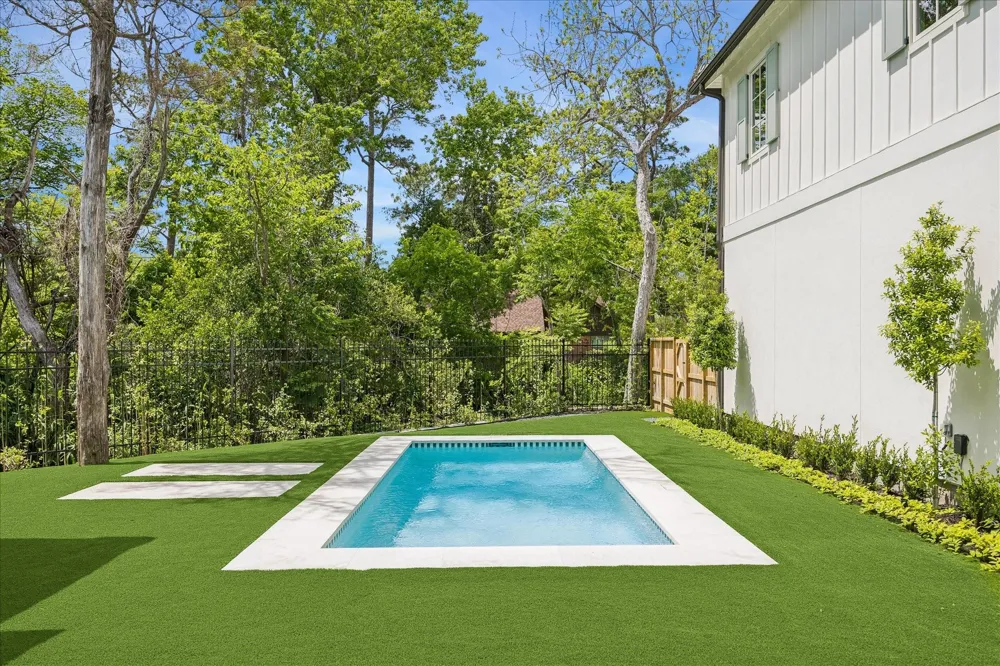 10801 Long Shadow Lane Hunters Creek Village, TX 77024