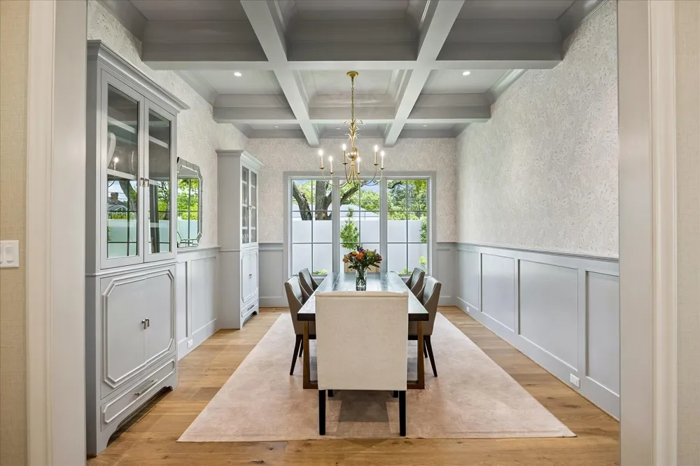 10801 Long Shadow Lane Hunters Creek Village, TX 77024