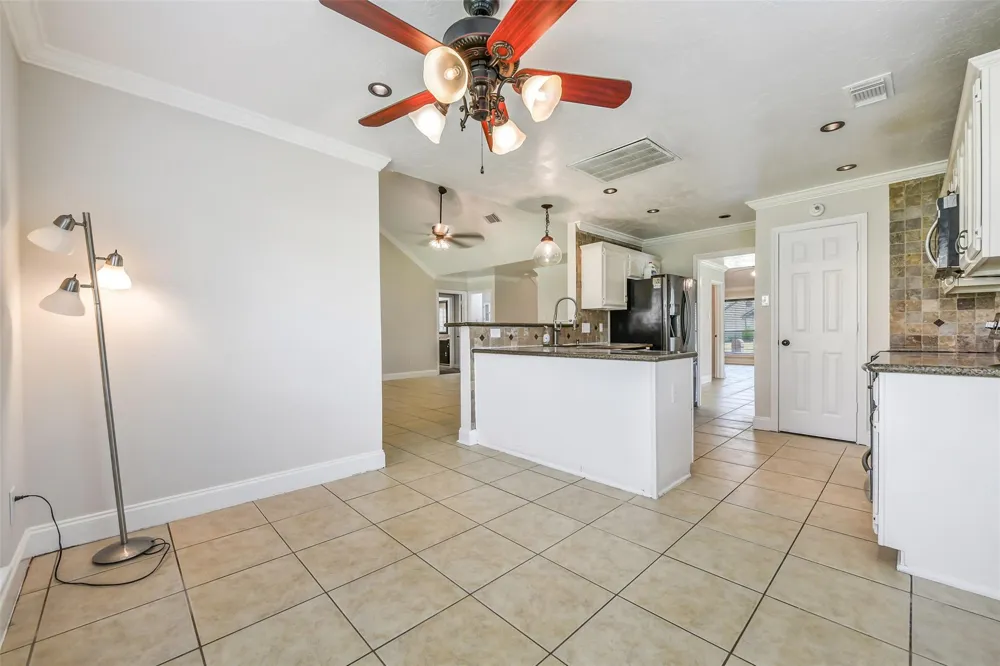 4410 Nations Drive Pasadena, TX 77505