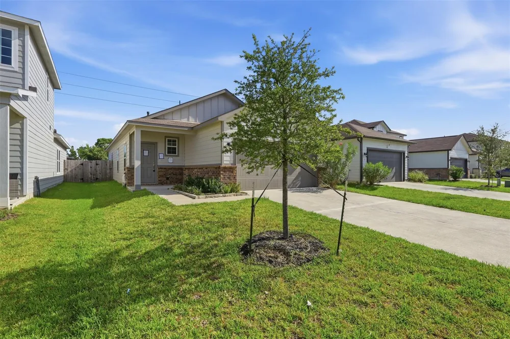 331 Century Farm Drive Crosby, TX 77532
