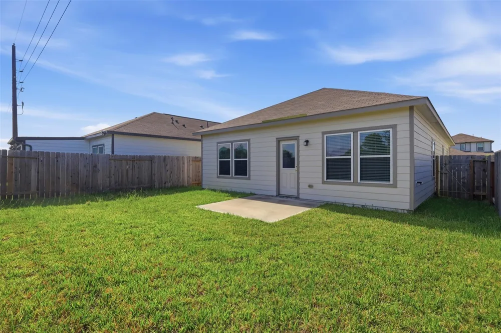 331 Century Farm Drive Crosby, TX 77532