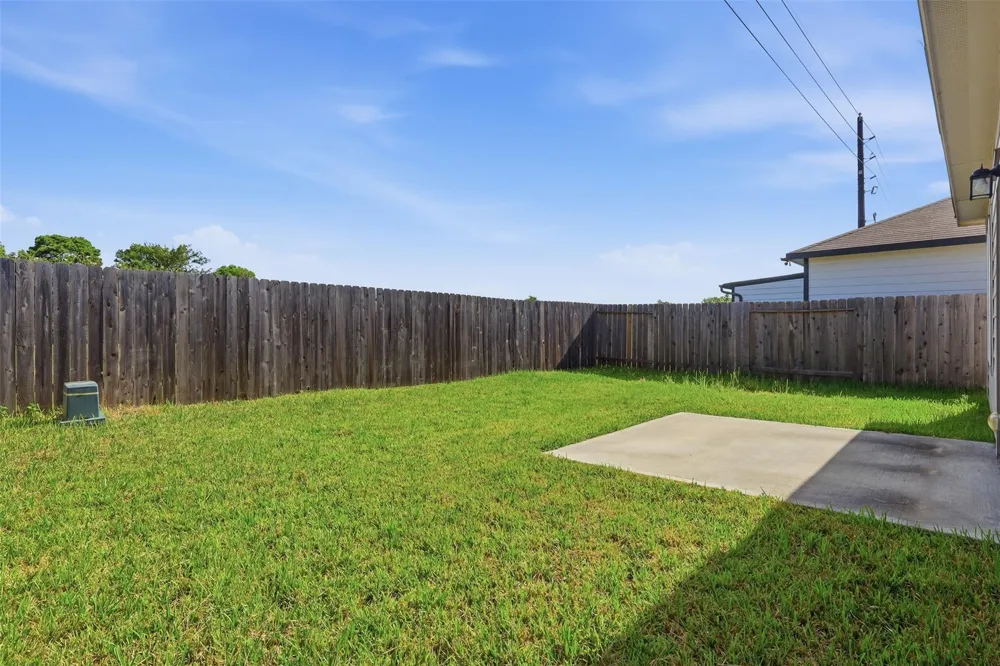 331 Century Farm Drive Crosby, TX 77532