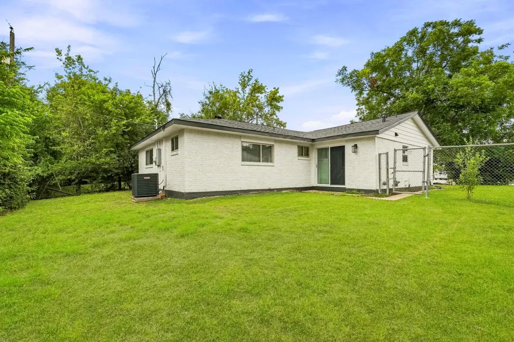 10911 Murr Way Houston, TX 77048