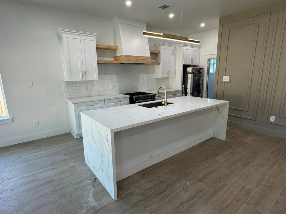 516 Spooner Street Pasadena, TX 77506