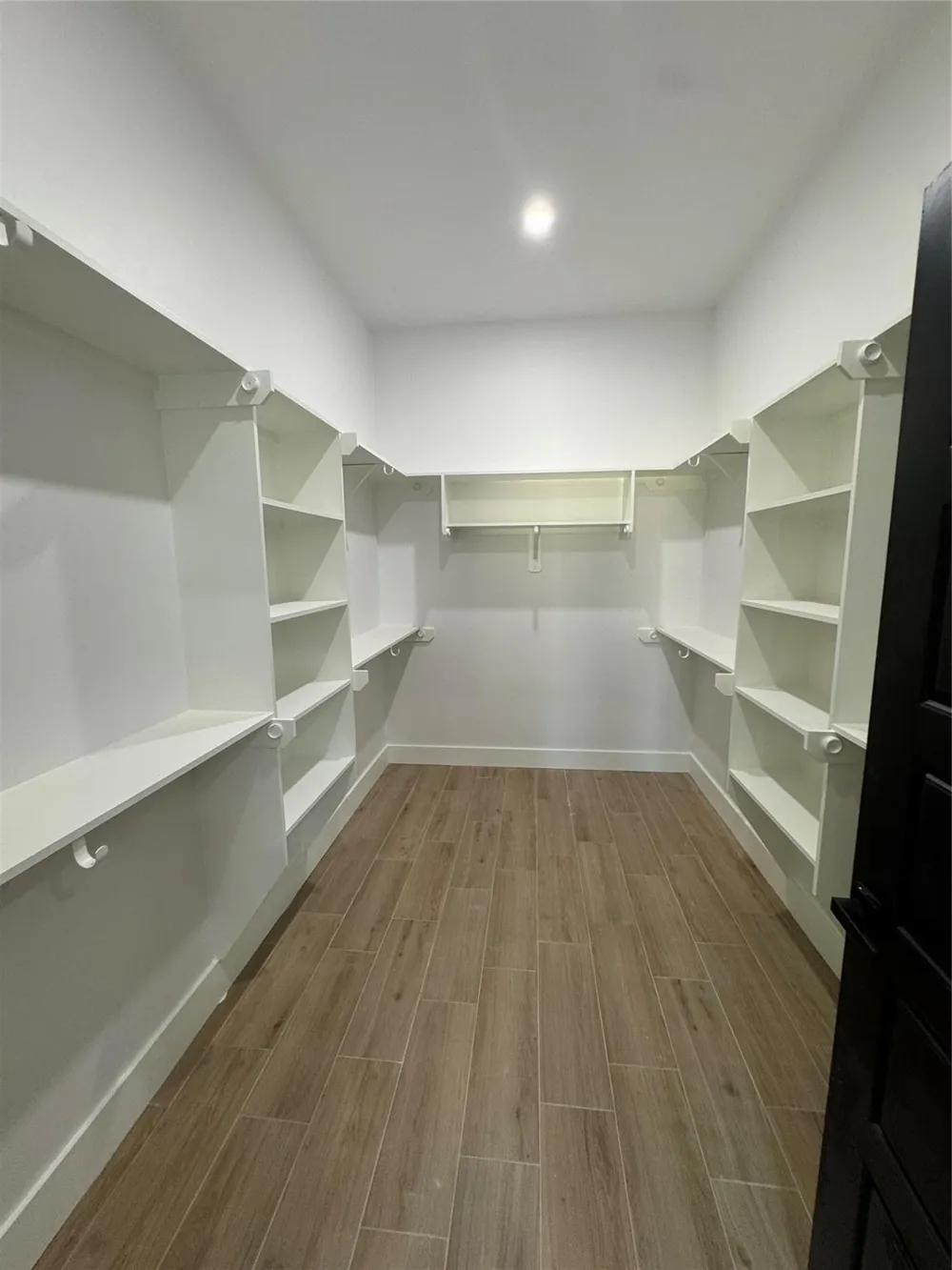 516 Spooner Street Pasadena, TX 77506