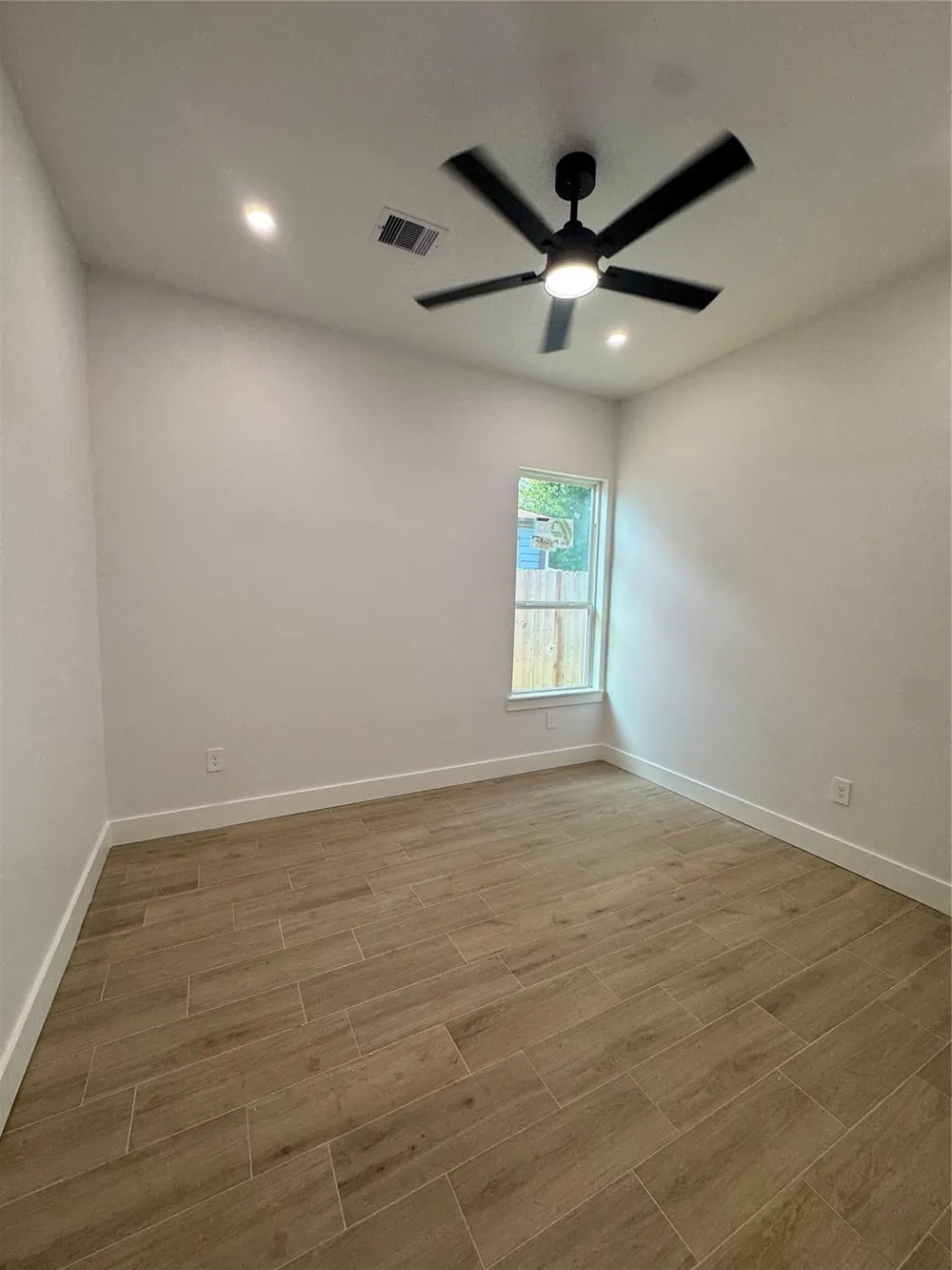 516 Spooner Street Pasadena, TX 77506