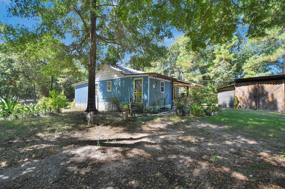 147 Catechis Road Huntsville, TX 77320