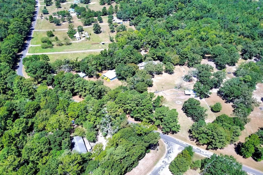 147 Catechis Road Huntsville, TX 77320