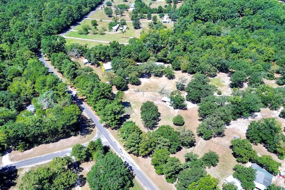147 Catechis Road Huntsville, TX 77320