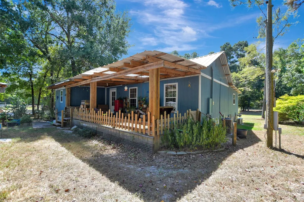 147 Catechis Road Huntsville, TX 77320