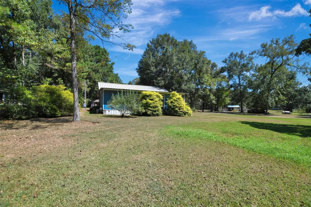147 Catechis Road Huntsville, TX 77320