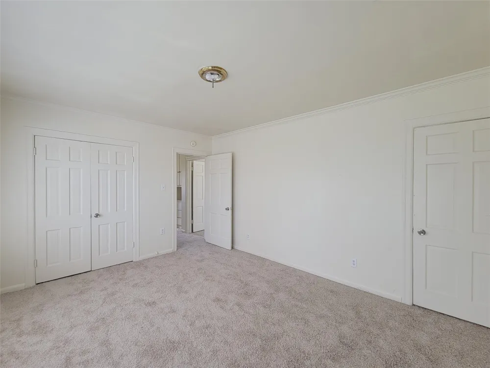213 Miriam Baytown, TX 77520