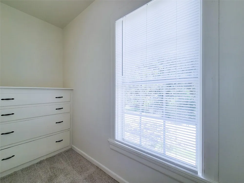 213 Miriam Baytown, TX 77520