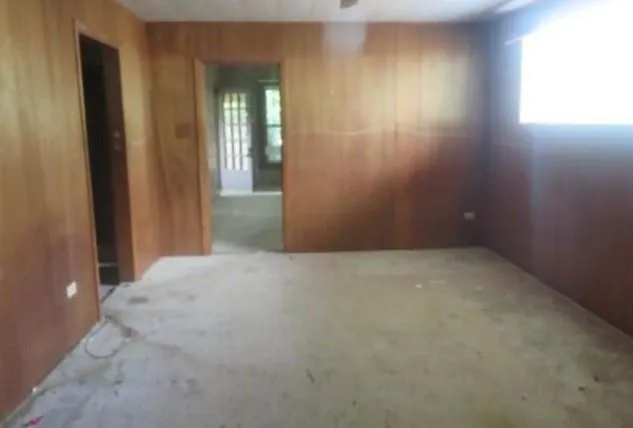 2959 Neches Street Beaumont, TX 77701