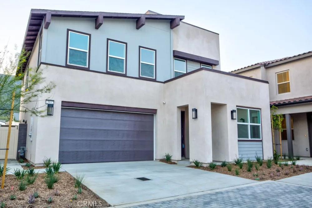 15812 Caterpillar Dr Fontana, CA 92336
