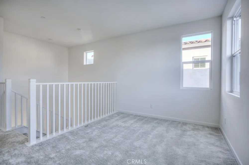 15812 Caterpillar Dr Fontana, CA 92336