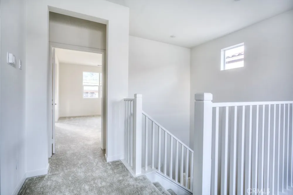 15812 Caterpillar Dr Fontana, CA 92336