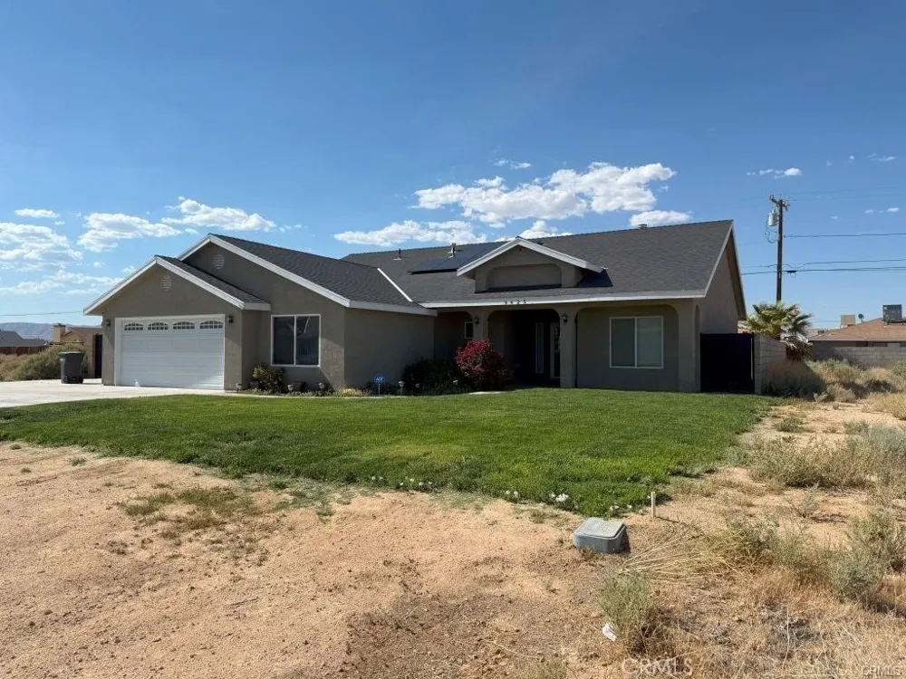 9425 Evelyn Avenue California City, CA 93505