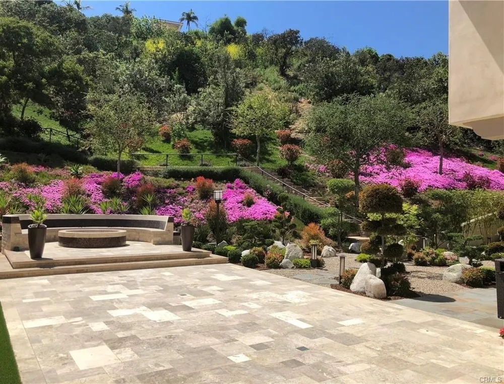 2855 Oak Knoll Drive Diamond Bar, CA 91765