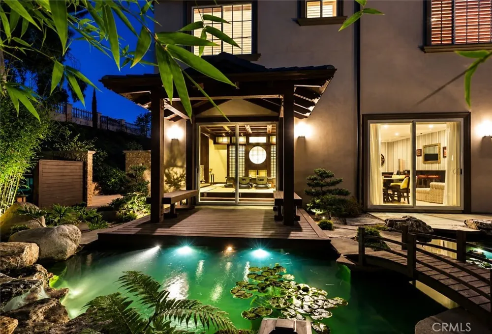 2855 Oak Knoll Drive Diamond Bar, CA 91765