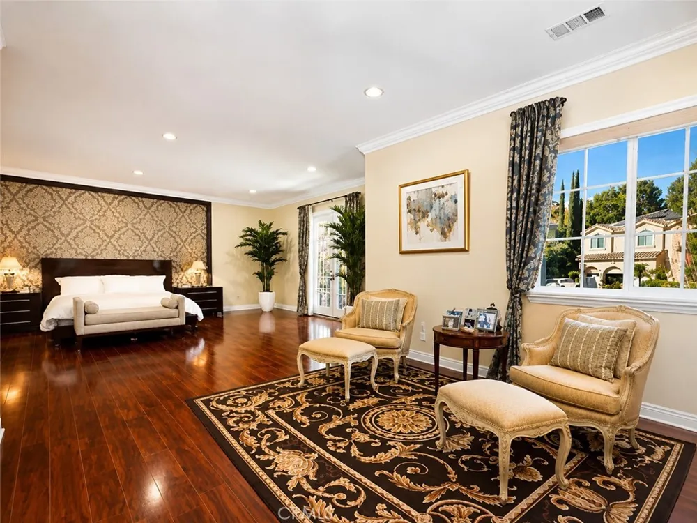 2855 Oak Knoll Drive Diamond Bar, CA 91765