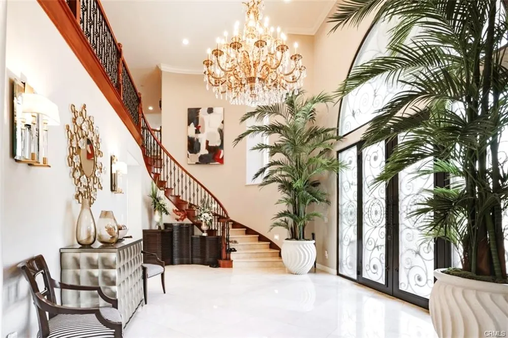 2855 Oak Knoll Drive Diamond Bar, CA 91765