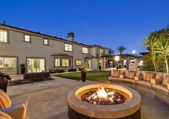 2855 Oak Knoll Drive Diamond Bar, CA 91765