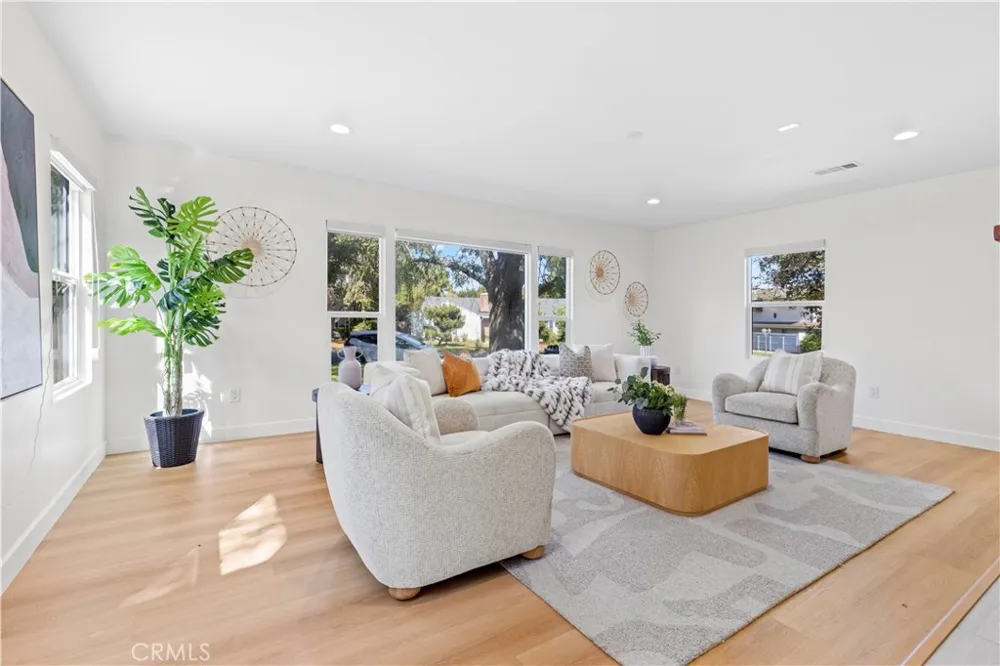 6839 Rockhold Ave San Gabriel, CA 91775