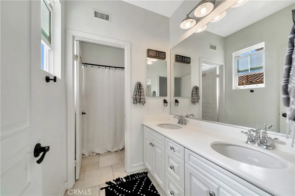 1 Via Santander San Clemente, CA 92673