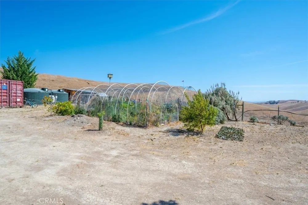80020 Eva San Miguel, CA 93451