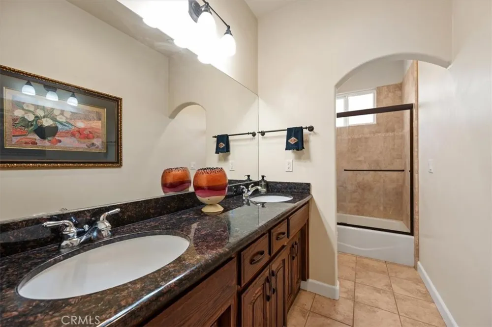 80020 Eva San Miguel, CA 93451