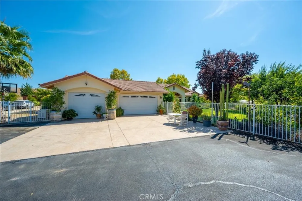 80020 Eva San Miguel, CA 93451