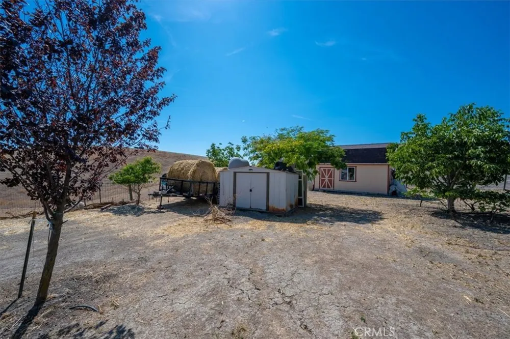 80020 Eva San Miguel, CA 93451