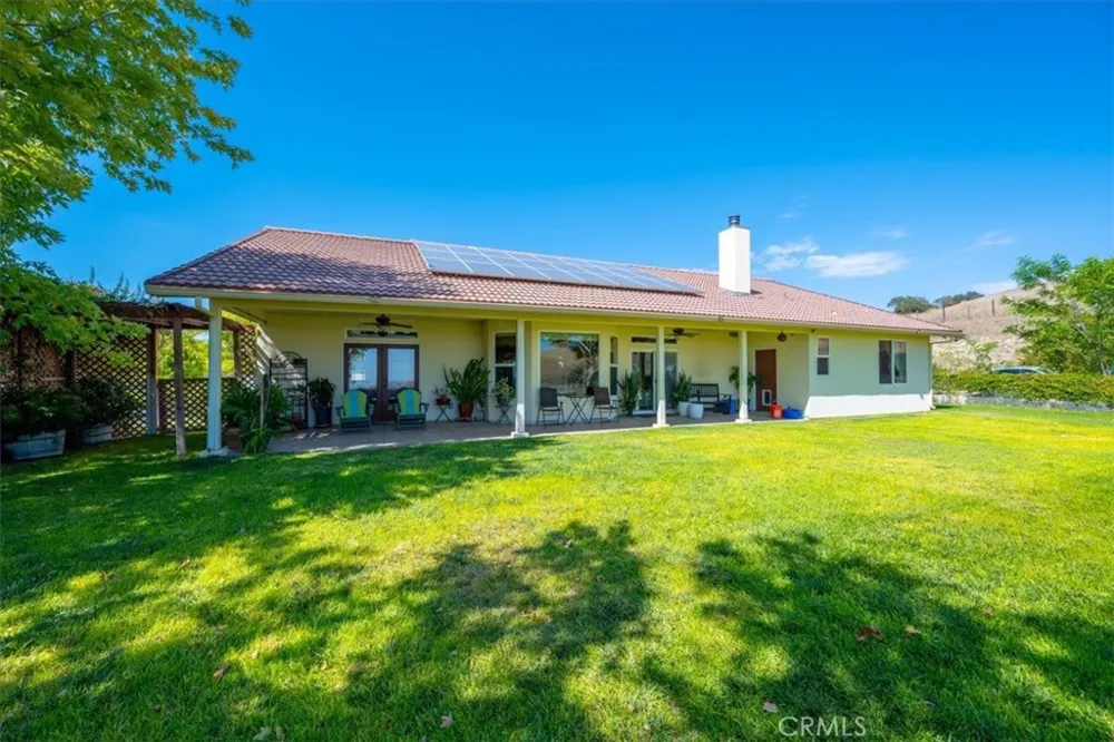 80020 Eva San Miguel, CA 93451