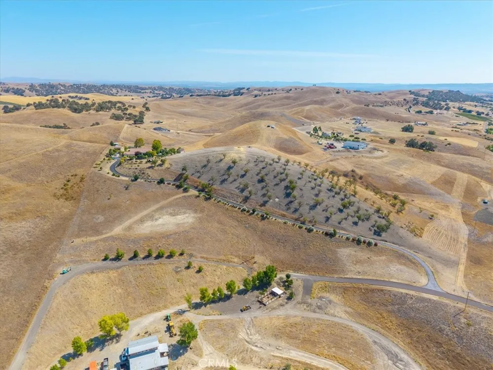 80020 Eva San Miguel, CA 93451