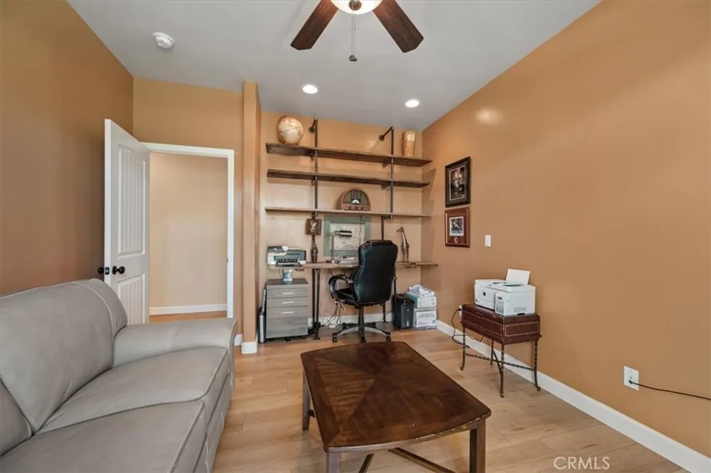 80020 Eva San Miguel, CA 93451