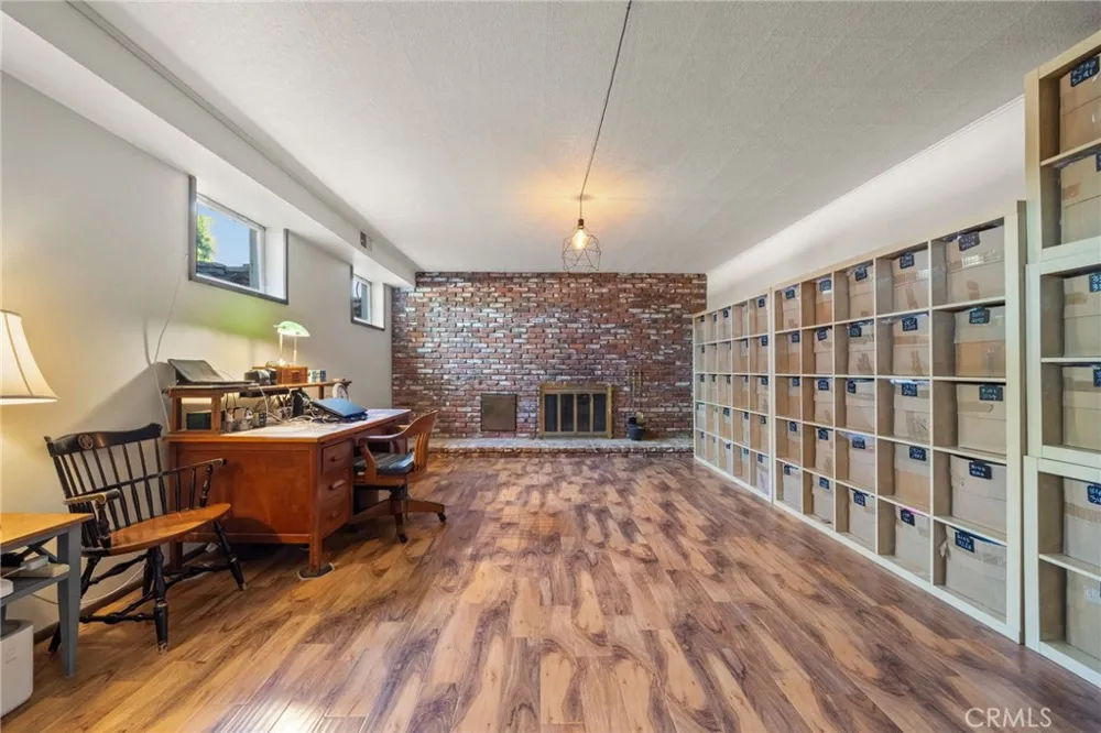 27601 Eastvale Palos Verdes Peninsula, CA 90274