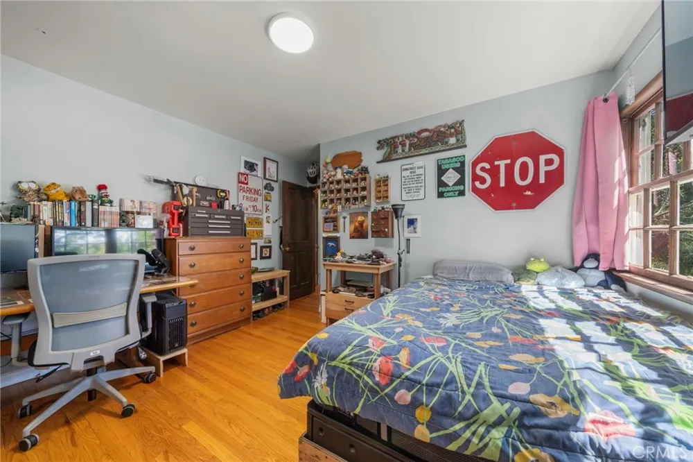 27601 Eastvale Palos Verdes Peninsula, CA 90274