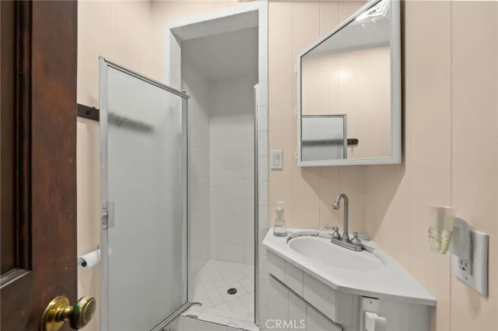 27601 Eastvale Palos Verdes Peninsula, CA 90274